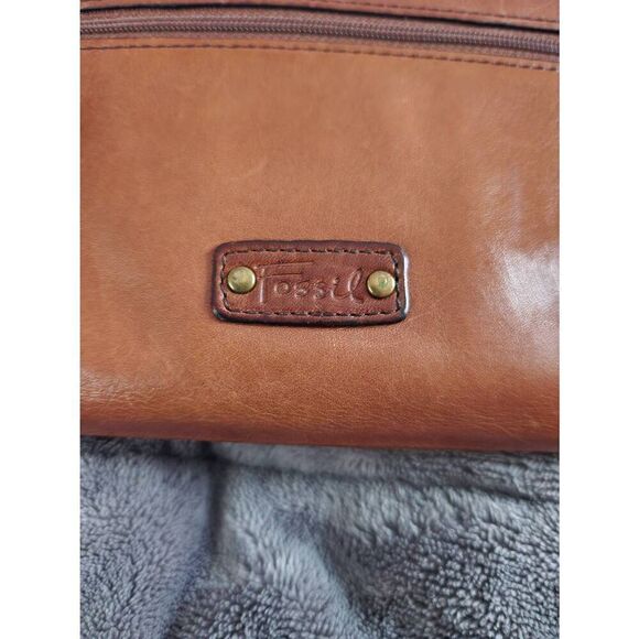 Fossil Brown Leather full zip long wallet. Normal signs of ware see pictures - Picture 3 of 10